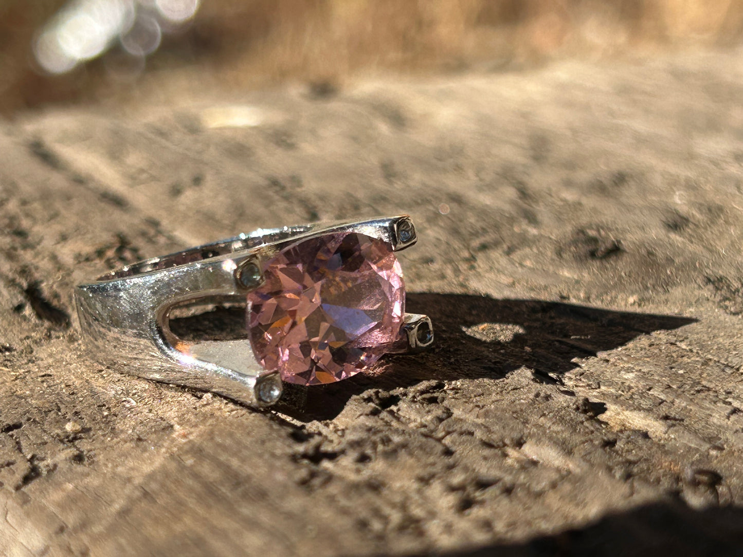 The Rosé Radiance Ring