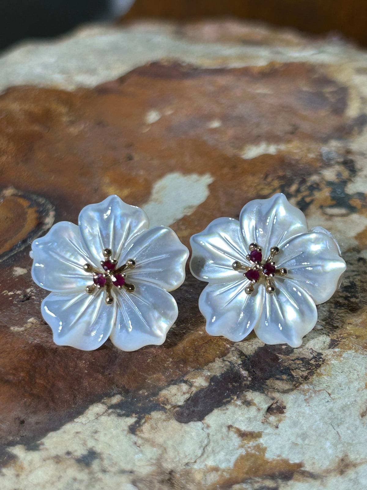 14K Gold Mother of Pearl Natural Earth Mined Ruby Vintage Designer Stud Earrings